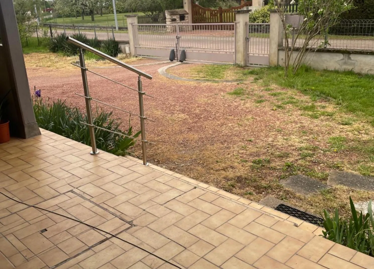Gainsbourg Apartman Ouroux-sur-Saone Homestay szállás